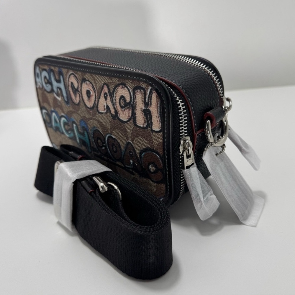 COACH X Super RARE Mint N Serf Wyatt Crossbody Bag in Signature Graffiti Pattern - Picture 2 of 10